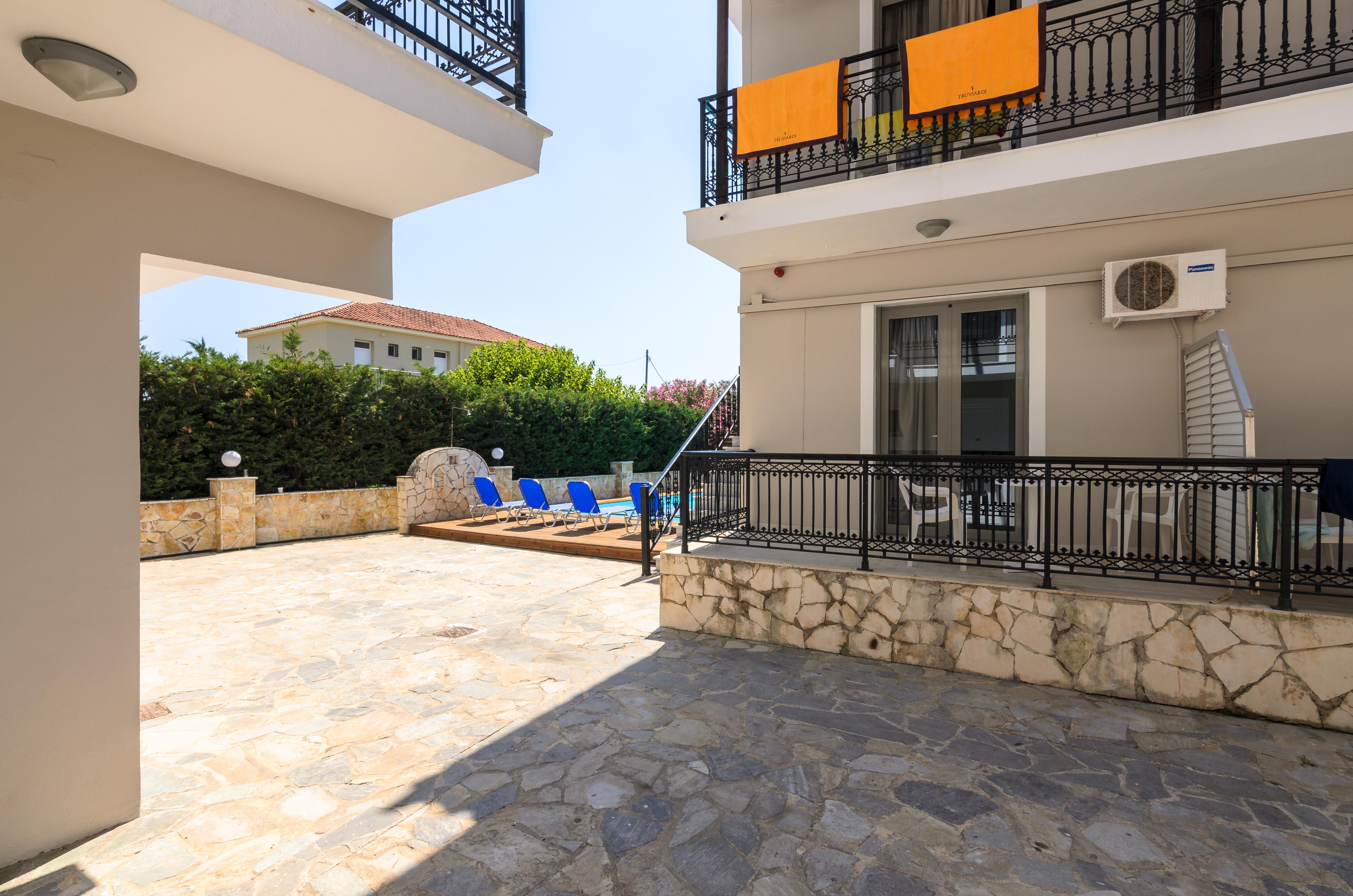 לגאנאס Karras Hotel מראה חיצוני תמונה