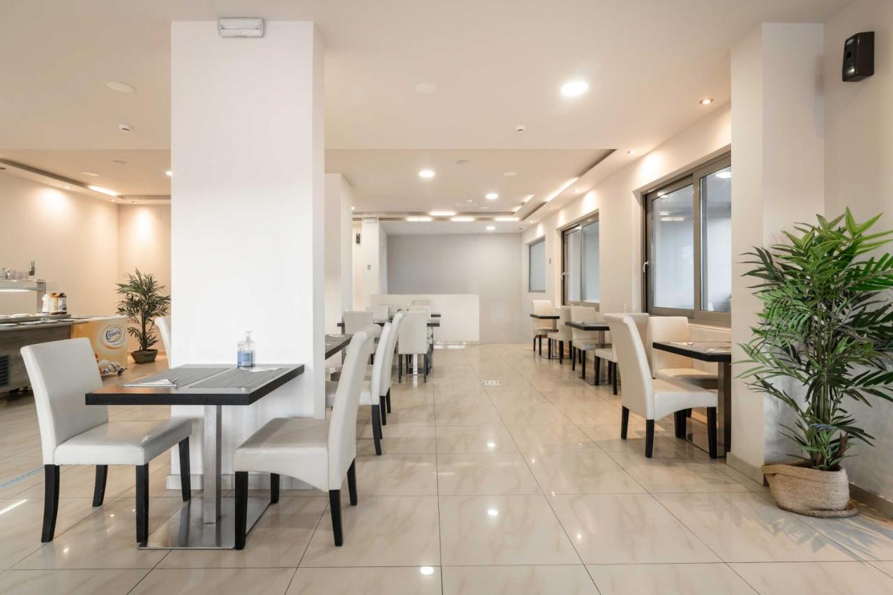 לגאנאס Karras Hotel מראה חיצוני תמונה